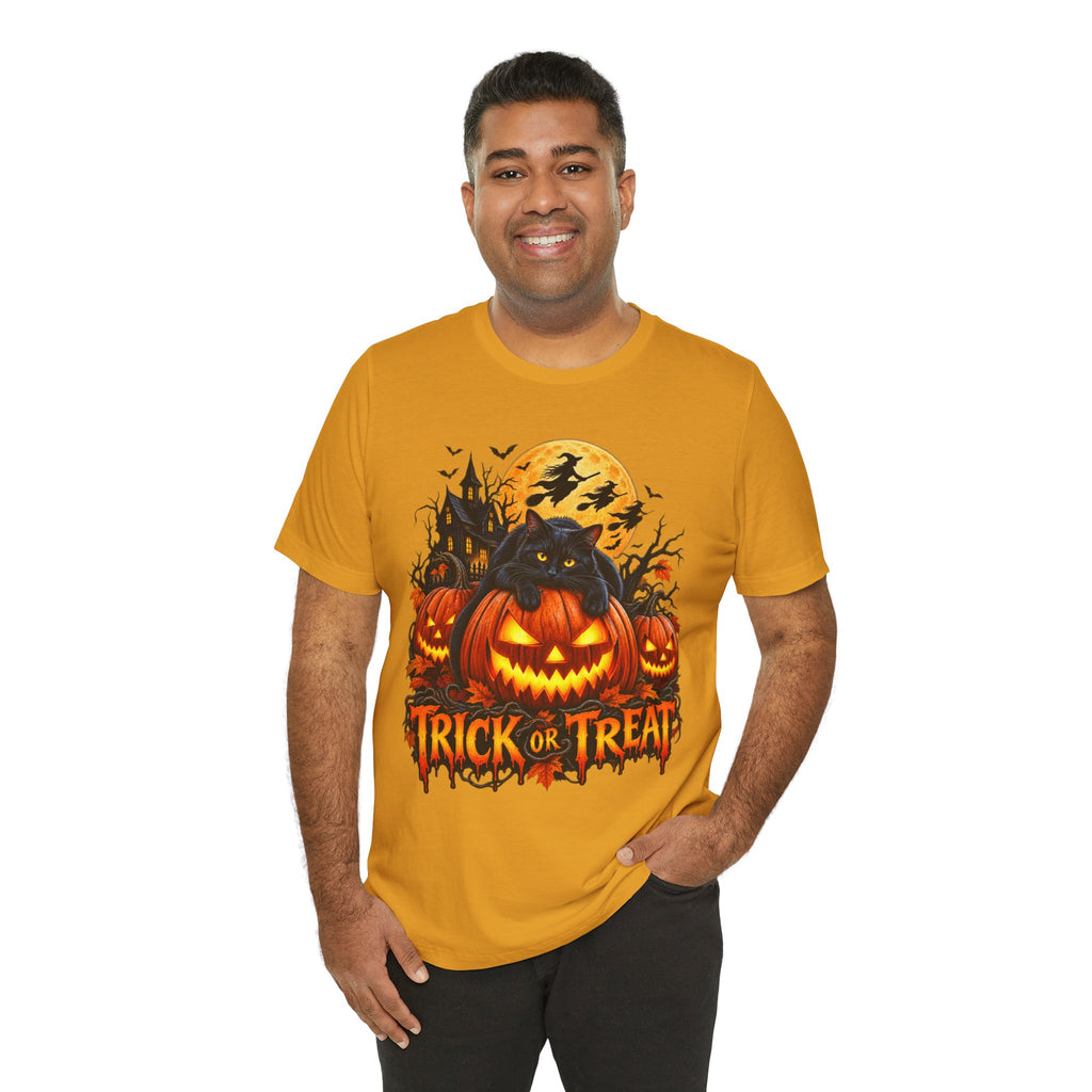 Trick or Treat Jack-O'-Lanterns Pumpkin Cat T-Shirt | Halloween Tee, Spooky Haunted Moon