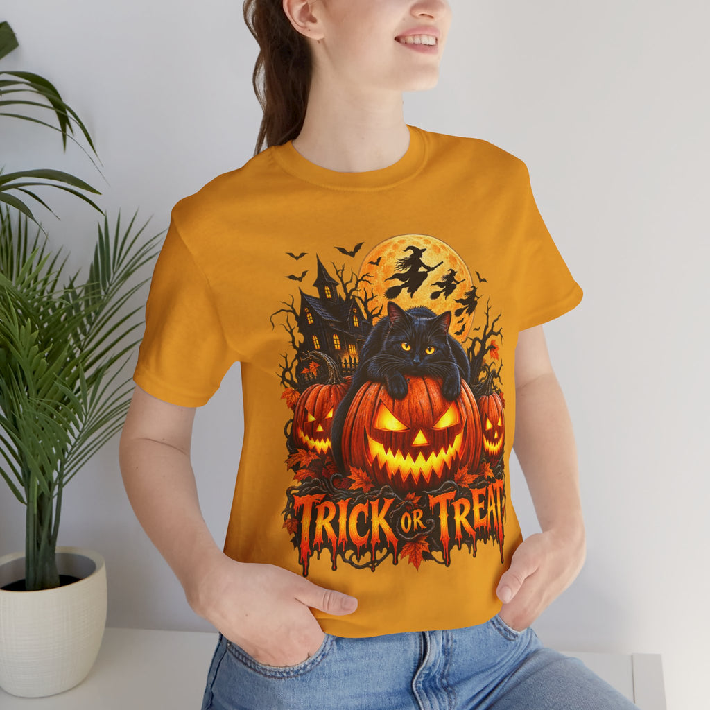 Trick or Treat Jack-O'-Lanterns Pumpkin Cat T-Shirt | Halloween Tee, Spooky Haunted Moon